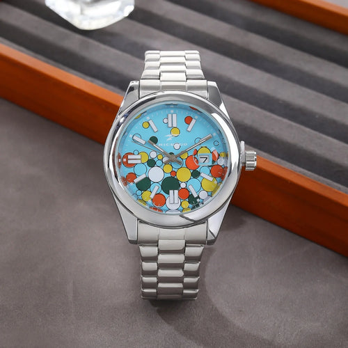 Classic Men's Quartz Watch Luxury Fashion Calendar Date Clock Round Glass Mirror Stainless Steel Business Wristwatch for Gifts ﻿