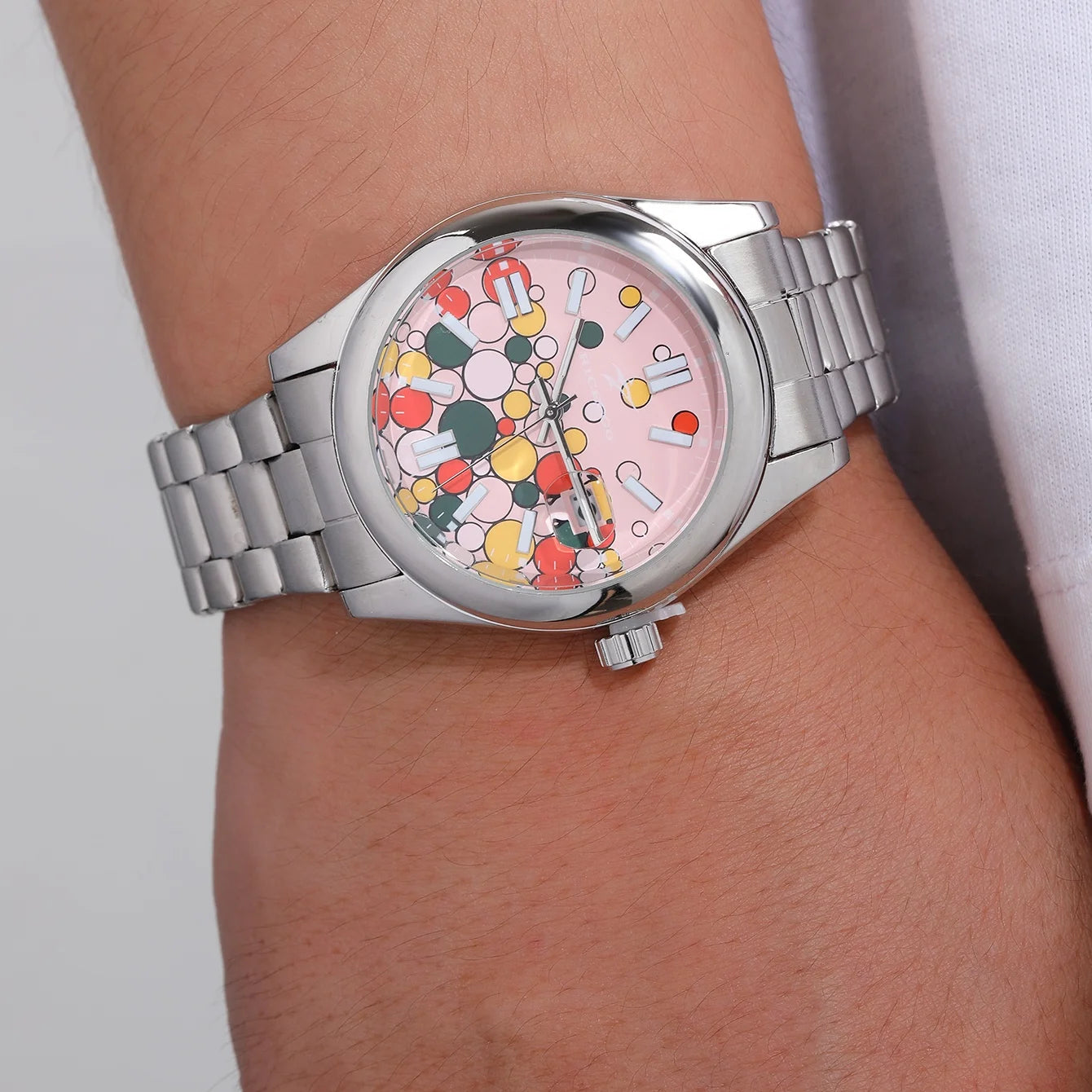 Classic Men's Quartz Watch Luxury Fashion Calendar Date Clock Round Glass Mirror Stainless Steel Business Wristwatch for Gifts ﻿